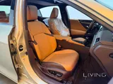 Lexus ES-300h 2019